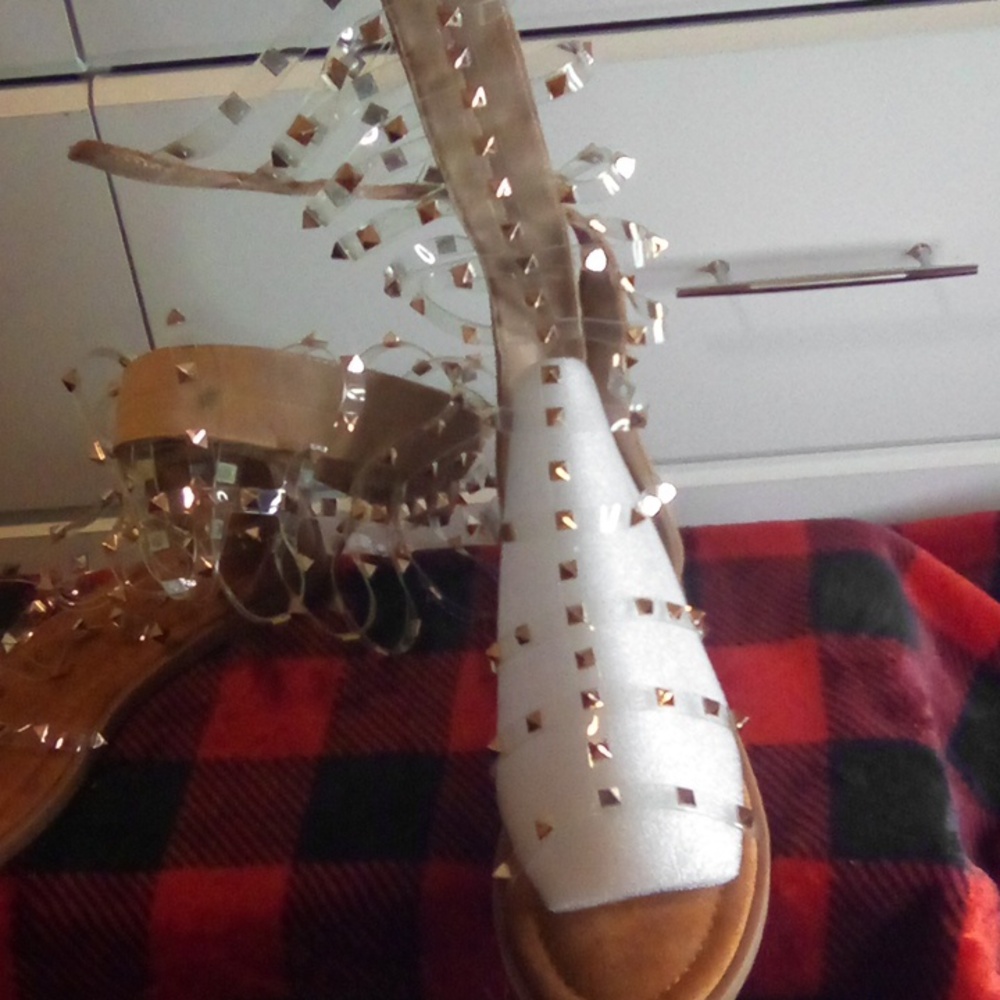 Gladiator Studded Sandals Size 7.5 - Picture 3 of 4